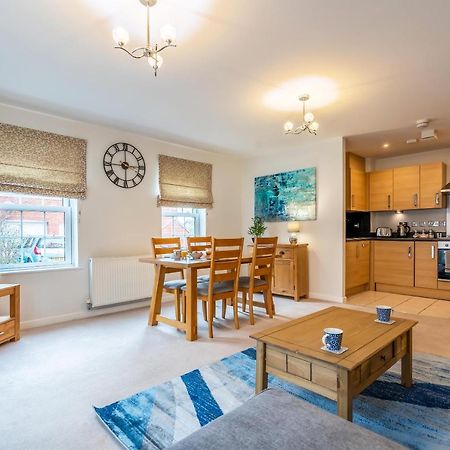 The Augustine - Modern Two Bed Ground Floor Apartment With Parking Canterbury Exteriér fotografie